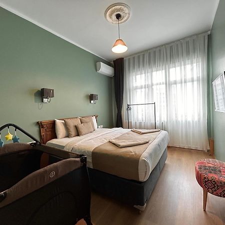 איסטמבול Waterfront Apartment By The Tram - Terrace With Dome & Golden Horn View In Fatih מראה חיצוני תמונה